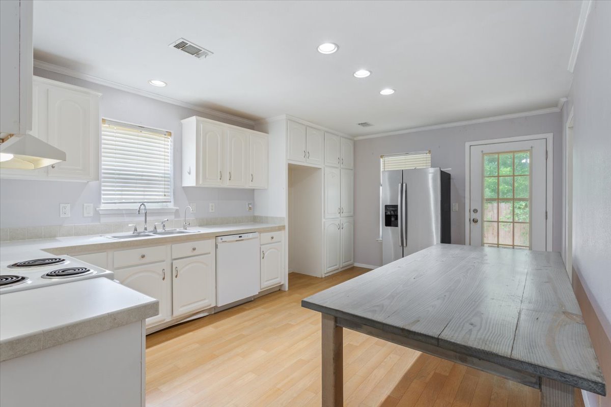 Light-Filled Living Spaces and a Peaceful Backyard Retreat.